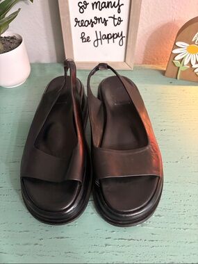 Joan & David Black Leather Slingback Sandals